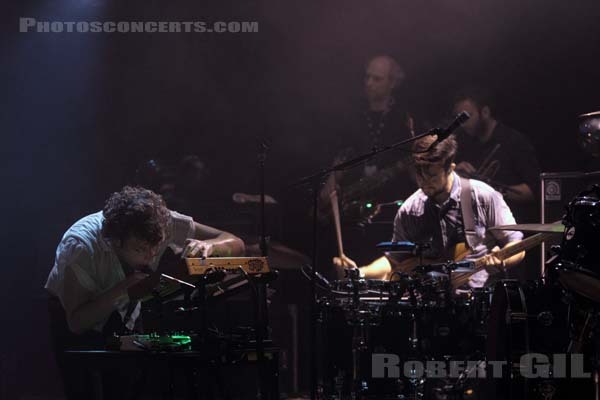 FRIENDLY FIRES - 2011-11-05 - PARIS - La Cigale - 